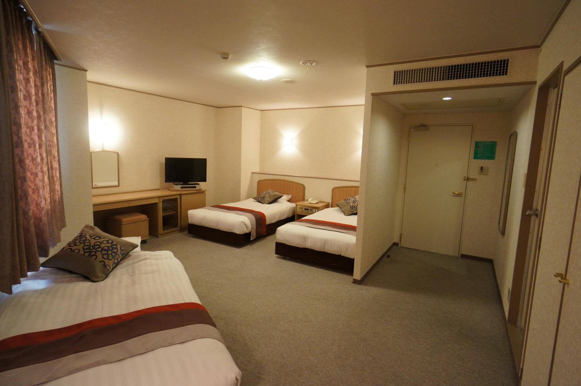 โฮเต็ล แอเรียวัน ฮิโรชิมาวิง Hotel ฮิกาชิฮิโรชิม่า ภายนอก รูปภาพ
