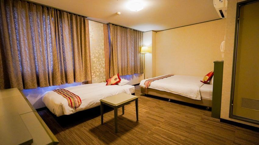 โฮเต็ล แอเรียวัน ฮิโรชิมาวิง Hotel ฮิกาชิฮิโรชิม่า ภายนอก รูปภาพ