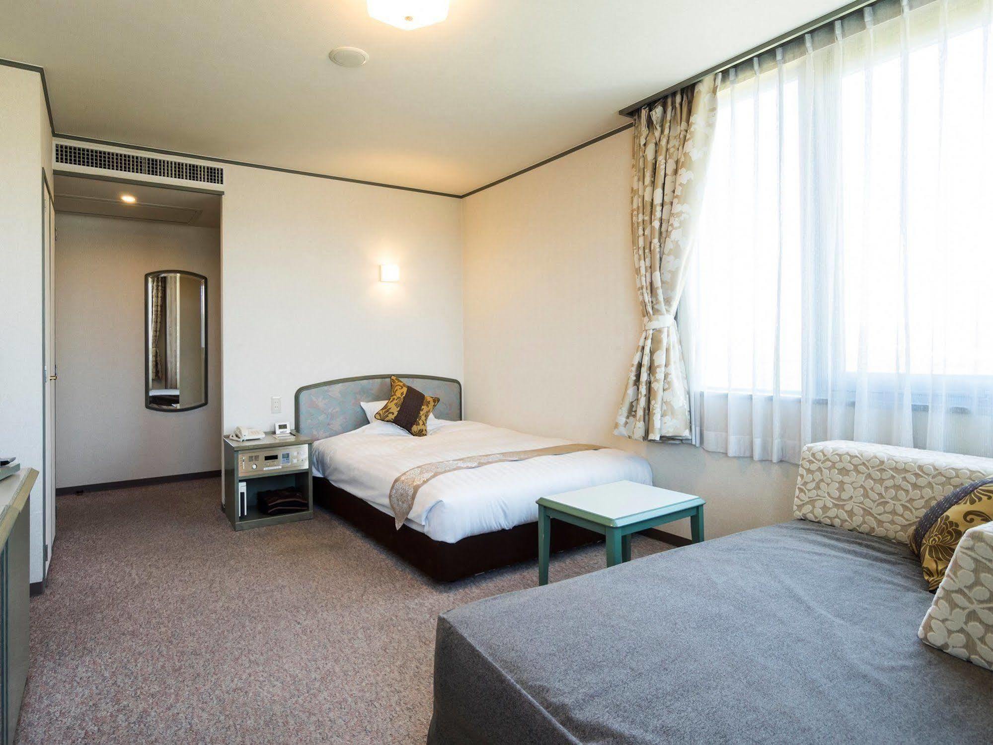 โฮเต็ล แอเรียวัน ฮิโรชิมาวิง Hotel ฮิกาชิฮิโรชิม่า ภายนอก รูปภาพ