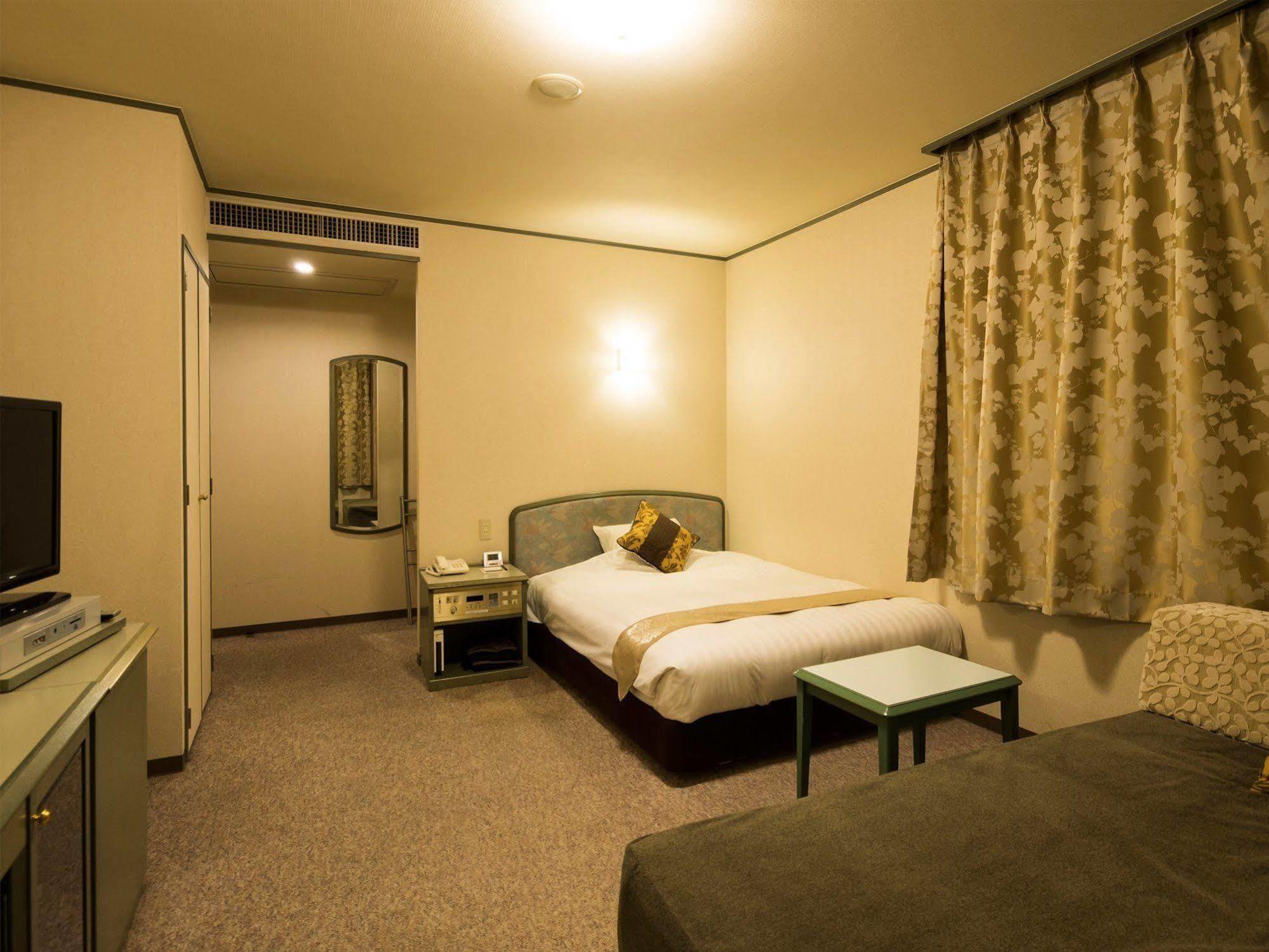 โฮเต็ล แอเรียวัน ฮิโรชิมาวิง Hotel ฮิกาชิฮิโรชิม่า ภายนอก รูปภาพ