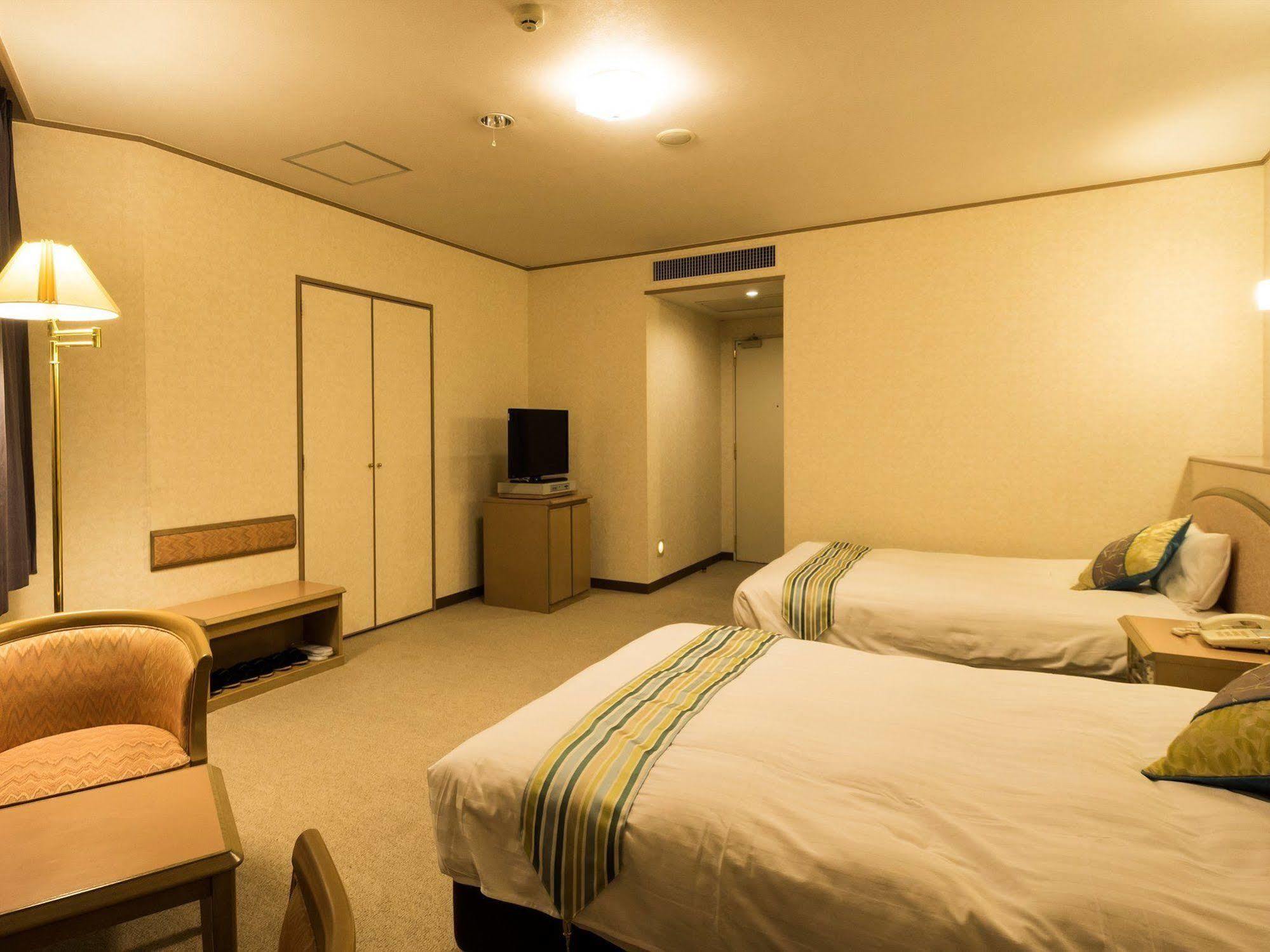 โฮเต็ล แอเรียวัน ฮิโรชิมาวิง Hotel ฮิกาชิฮิโรชิม่า ภายนอก รูปภาพ